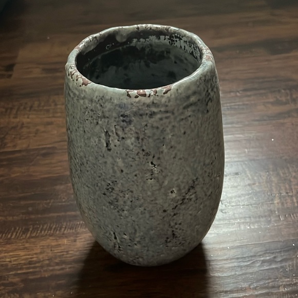 vintage vase - Picture 1 of 4